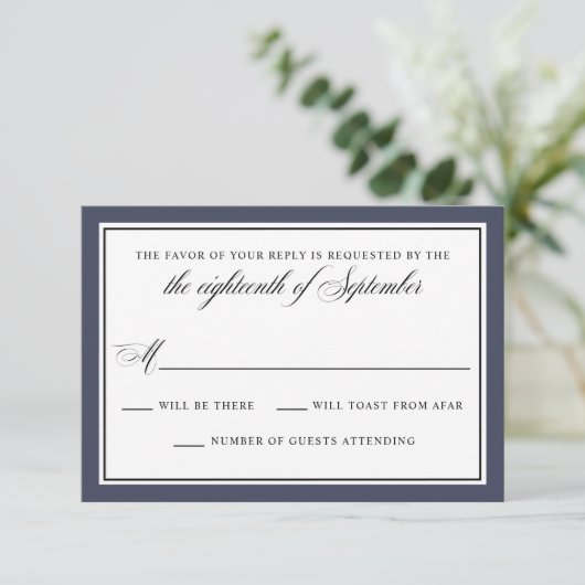 Elegante Calligraphy Script Navy Blue Wedding RSVP (Stehend Vorderseite)