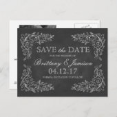 Elegante Chalkboard Filigree Wedding Save the Date Ankündigungspostkarte (Vorne/Hinten)