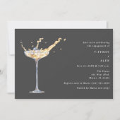 Elegante Champagne Toast Foto Engagement Party Einladung (Vorderseite)