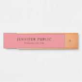 Elegante Charisma Red Modern Simple Template Türschild (Vorderseite )