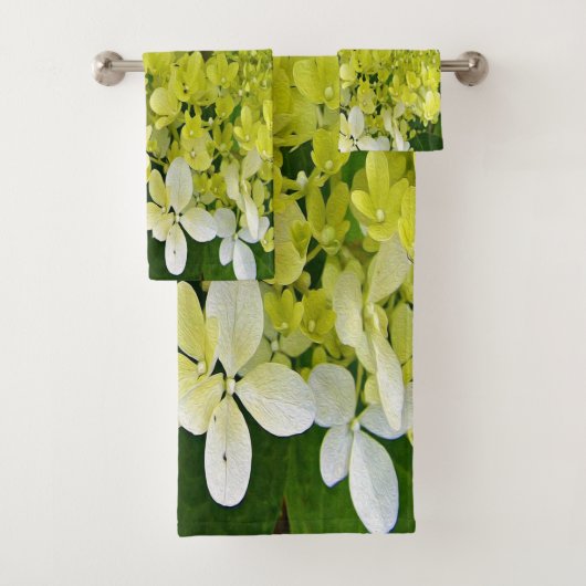 Elegante Chartreuse Green Limelight Hydrangea Badhandtuch Set (Insitu)