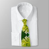 Elegante Chartreuse Green Limelight Hydrangea Krawatte (Gebunden)