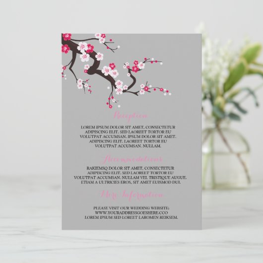 Elegante Cherry Blossom Rosa Blumeninformationen Einladung (Stehend Vorderseite)