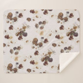 Elegante Chic Brown Beige Rose Blumenmuseum Sherpadecke (Vorderseite (Horizontal))