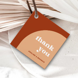 Elegante Chic Peach Terracotta Arch Boho Hochzeit Geschenkanhänger