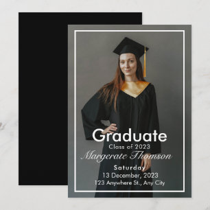 Elegante Chic Typografy Graduation Party Einladung