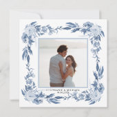 Elegante Chinoiserie Peony Floral Blue Wedding Einladung (Rückseite)