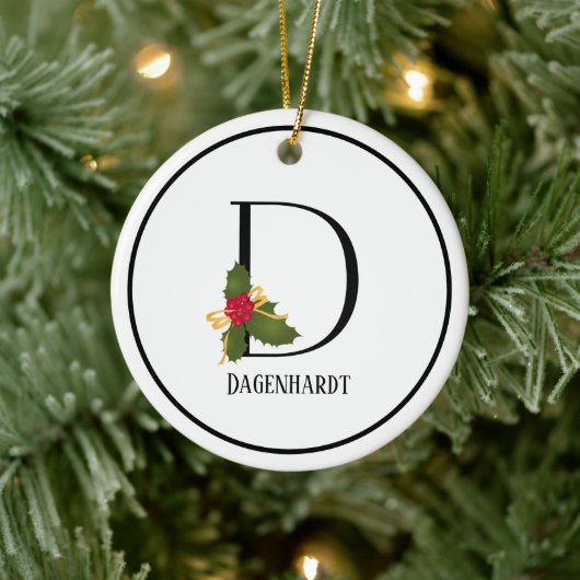 Elegante Christmas Holly Monogram Letter D Keramik Ornament (Baum)