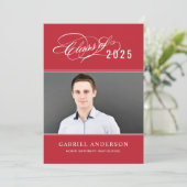 Elegante Class of Red Foto Graduation Party 2025 I Einladung (Stehend Vorderseite)