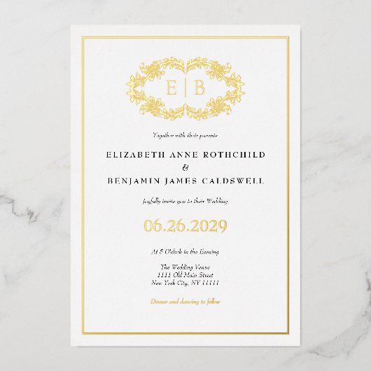 Elegante Classic Gold Wappen Monogram Wedding Folieneinladung (Vorderseite)