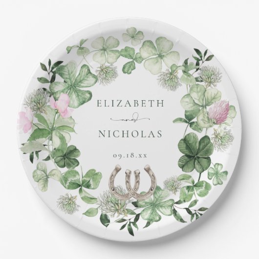 Elegante Clover Horseshoes Botanische Hochzeit Pappteller (Vorderseite)