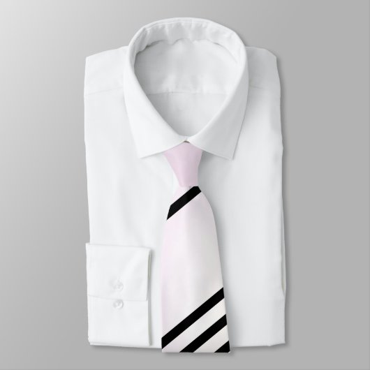 Elegante & Coole Krawatte (Gebunden)