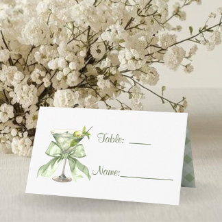 Elegante Coquette Martini Salbei Grüne Babyparty Platzkarte