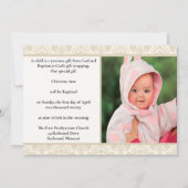 Elegante Cream Damask Design-Taufe Einladung (Vorderseite)