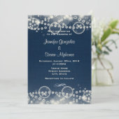 Elegante Cream Lace and Pearls on Blue Wedding Einladung (Stehend Vorderseite)