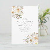 Elegante, cremefarbene Hochzeit mit Flora Einladung (Stehend Vorderseite)