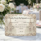 Elegante cremefarbene monochrome Kathedrale RSVP Karte