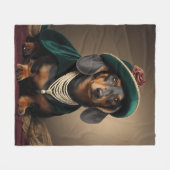 Elegante Dachshund-Dame Royal Fleece Decke (Vorderseite (Horizontal))