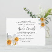 Elegante Daffodil Funeral Announcement Card Einladung (Stehend Vorderseite)