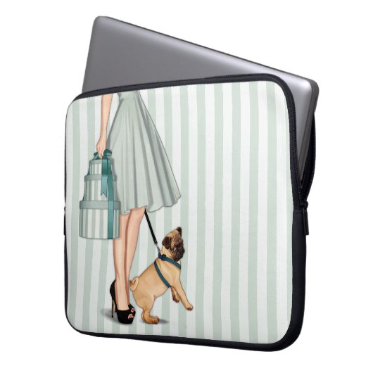 Elegante Dame und Mops Laptopschutzhülle (Vorderseite Links)