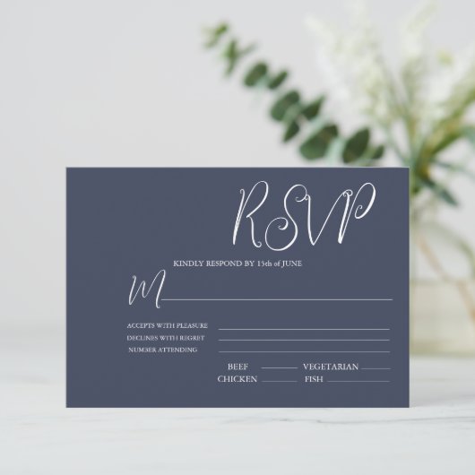 Elegante Dark Blue & White Wedding RSVP Card Karte (Stehend Vorderseite)