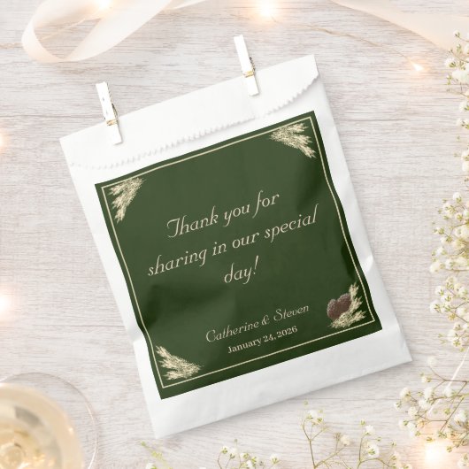 Elegante Deep Green Winter Wedding Geschenktütchen (Ausgeschnitten)