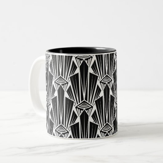 Elegante dunkle Kunst Deko abstrakte geometrische Zweifarbige Tasse (Vorderseite Links)