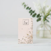 Elegante Dusky-Blush-Logo-Gewinnanzeige Visitenkarte (Stehend Vorderseite)