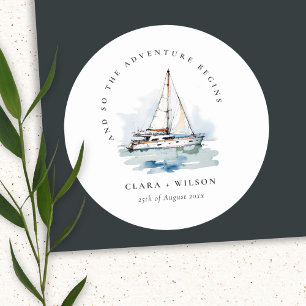 Elegante Dusky Sailboat Seascape Wedding Runder Aufkleber