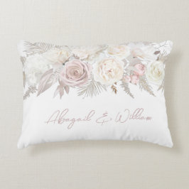 Elegante Dusty Rose & Elfenbeinblütenhochzeit Dekokissen