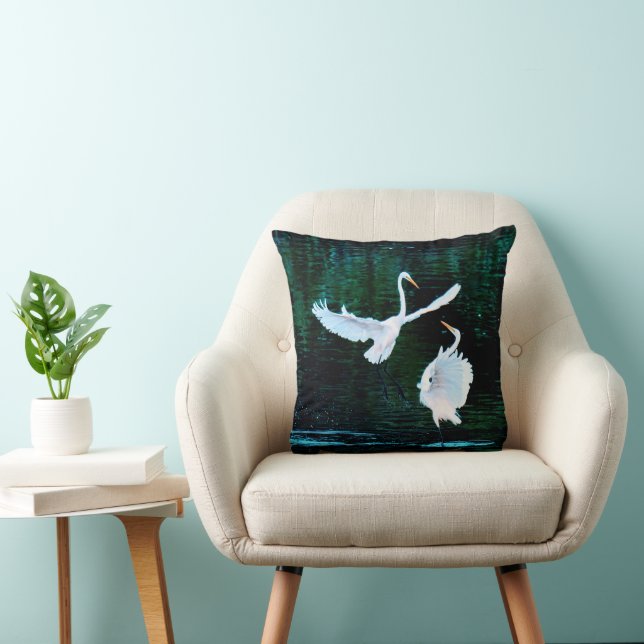 Elegante Egrets im Tanz Kissen (Stuhl )
