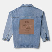 Elegante einfache Mocha-Mousse mit Monogram-Hochze Jeansjacke (Rückseite)