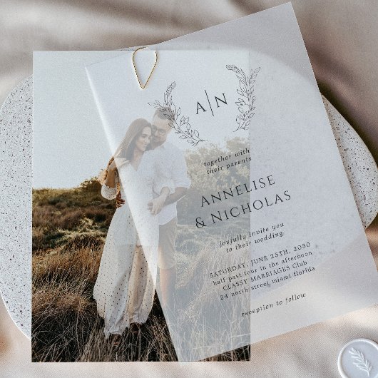 Elegante, einfache Mono-Overlay-Hochzeit Pergament Einladungen