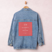 Elegante einfache Sunset Coral mit Monogram Weddin Jeansjacke (Hangar)