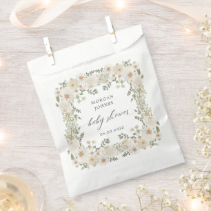 elegante elfenbeinfarbene Blumen-Hochzeitsshower-G Geschenktütchen