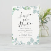Elegante Eucalyptus Wreath Save the Date Card (Stehend Vorderseite)