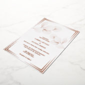 Elegante Eukalyptus Rose Gold Wedding Folieneinladung (Gedreht)