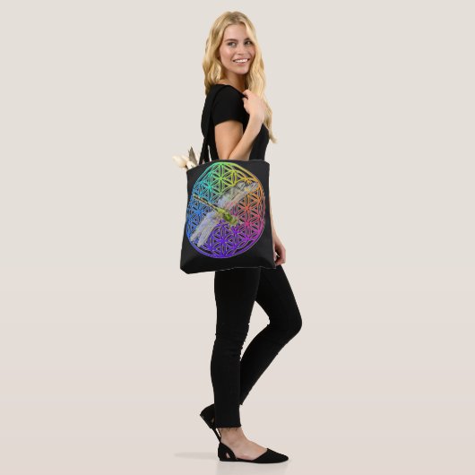 Elegante, farbenfrohe Blume des Libellen Tasche (Am Model)