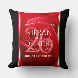 Elegante Feier zum 26. Rose Kissen