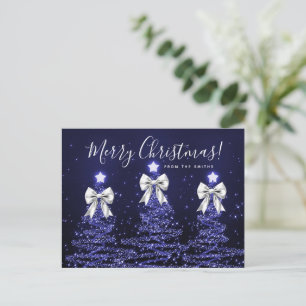 Elegante Ferien-Weihnachtsbäume mit silbernen Schl Postkarte