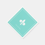 Elegante Fleur-de-lis oder Lily-Blume auf Aquamari Serviette (Ecke)