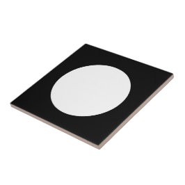 Elegante Fliesen aus weißer und schwarzer Keramik