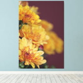 Elegante Flora mit Burgund und Gold Leinwanddruck (Insitu (Holzboden))