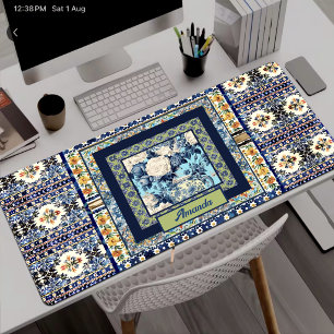Elegante florale blaue Kachel-Chinoiserie-Monogram Schreibtischunterlage