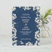 Elegante florale Edges Light Steel Blue Wedding Einladung (Stehend Vorderseite)