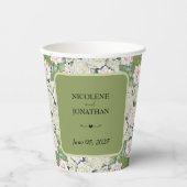Elegante florale Embrace Wedding Pappbecher (Vorderseite)