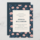 Elegante florale Navy Pink Moderne Graduierungspar Einladung (Vorne/Hinten)