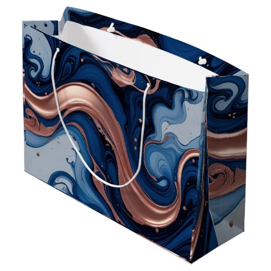 Elegante Fluid Art mit Kupfer und blauen Wirbel Große Geschenktüte (Rückseite Schrägansicht)