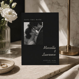 Elegante Fotokarte mit Rahmen zur Vorabanzeige des Save The Date