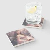 Elegante Frau im Foto Erweiterung Steinuntersetzer (Seitenansicht)